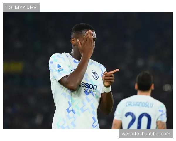 实时：第70分钟，富勒姆前锋罗德里戈-穆尼斯单刀破门，切尔西0-1落后